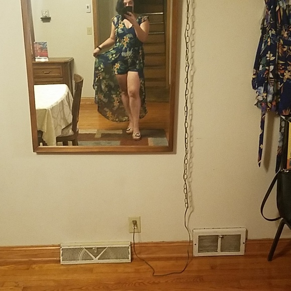 Summer dress - Picture 4 of 6